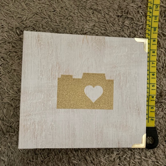 SOLD! Sparkly Camera Photo Album - 2 Ring Binder - Becky Higgins design - Picture 4 of 12